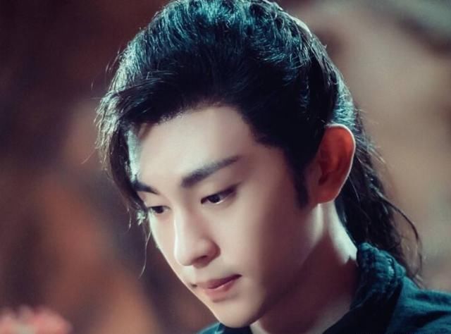  综艺节目中|《极限挑战》、《密室大逃脱》后，今年无戏可拍的他沦为了综艺咖