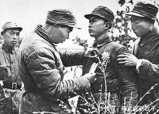 住院|“狼牙山五壮士”之一,跳崖后被挂树枝上,晚年住院不让护士开灯!