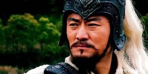 诸侯|董卓讨伐战十八路诸侯的心酸,他们被两人玩弄于股掌之间