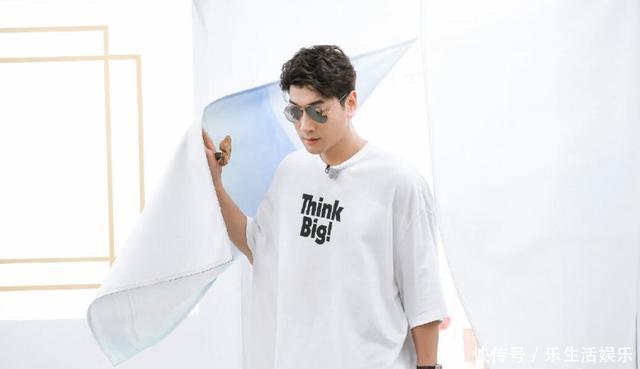 衣服|《中餐厅》赵丽颖房间乱被吐槽,冤吗?其实她可以学一下李浩菲