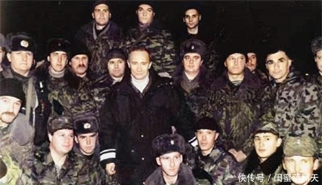 苏联|苏联解体后，俄罗斯有一批亲西方势力，普京如何对待他们？