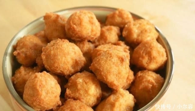花椒水|过年炸肉丸有诀窍,除了面粉,此物也要放,不然丸子不酥脆不好吃