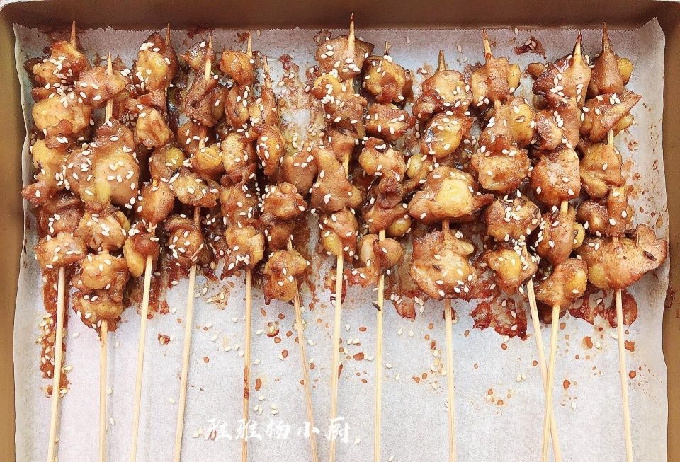  美滋滋|此肉有点贵，香脆可口，做法简单，一次做1斤，全家吃得美滋滋