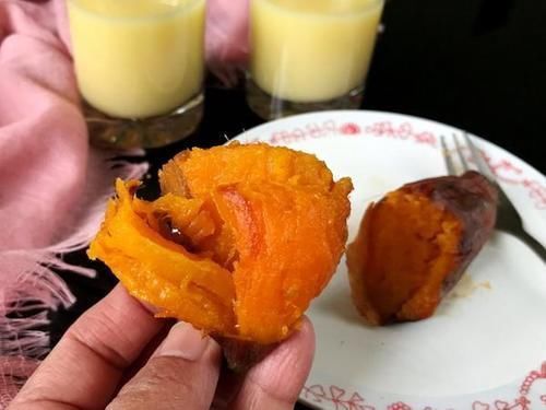 好吃|将一堆红薯扔进电饭煲,不加一滴水,不用烤箱,出锅比烤的还好吃