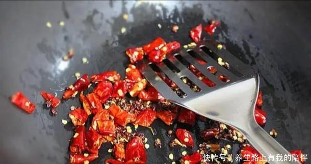 学会|学会辣子鸡的做法,再不用去外面吃,自己做比外边好吃