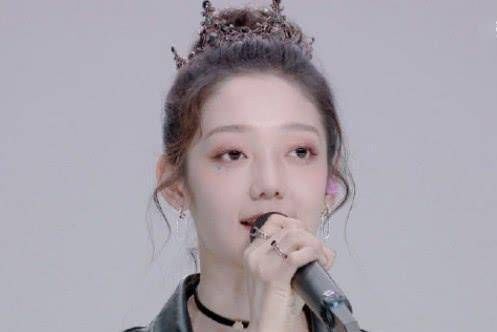 易高|学生在使用易高台词时,谁注意他们的表达比龚斗戏强