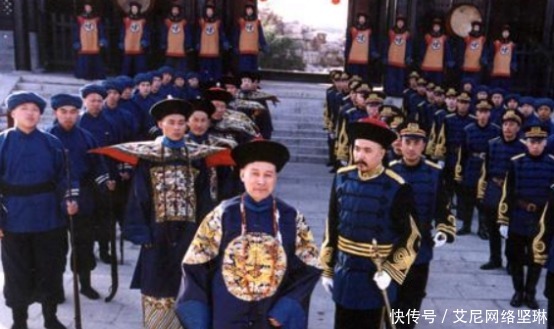 简朴|袁世凯吃咸菜喝白粥,官员们称赞其简朴,殊不知饭菜背后暗藏玄机