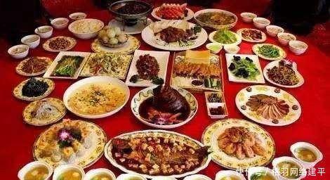 汪盐商|为什么皇帝“吃菜不过三口”,再好吃的菜,乾隆都不能连吃三口!