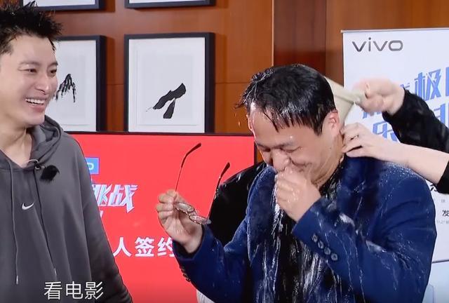  挑战|《极限挑战》已经失控岳云鹏多次违规操作，导演态度引热议