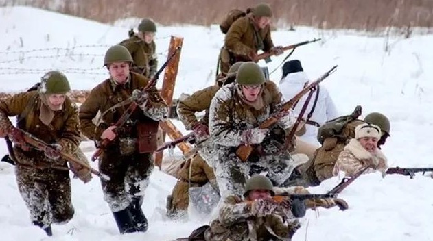 列宁格勒|列宁格勒保卫战，朱可夫如何用三天时间就建立起防御阵线？