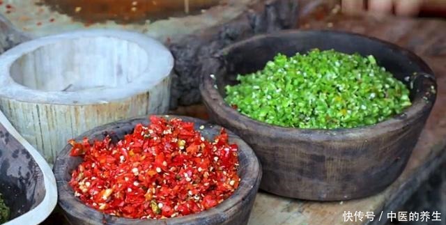 配料|李子柒做剁椒酱,看到配料里的“它”,网友这样真的好吃吗