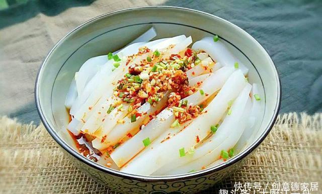  搅拌|想吃凉粉不用买了，掌握这个比例，在家也能做出嫩滑又劲道的凉粉