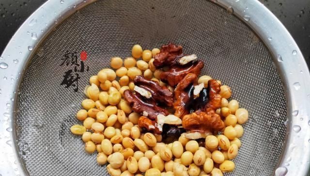 早餐|家有读书娃,营养特重要,我隔三岔五给孩子做这早餐,省事又好喝