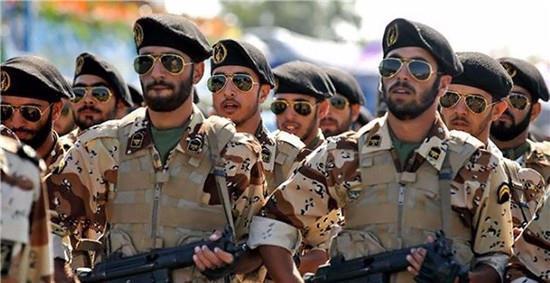 美军航母|伊朗“击沉航母”后,美国马上发出最新制裁,限制涉军事材料进口