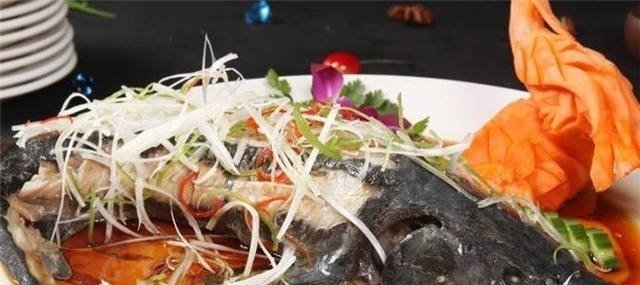  奶奶|乡下老家摆酒席，12道菜，要920一桌，奶奶却说吃的超值