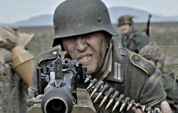 兵团|用铁链把自己锁机枪座上血战!悲惨的纳粹“外籍兵团”维京师