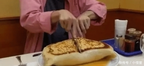 任性|“最任性”的饺子馆,只要能吃完1个煎饺就免单!顾客:我给钱