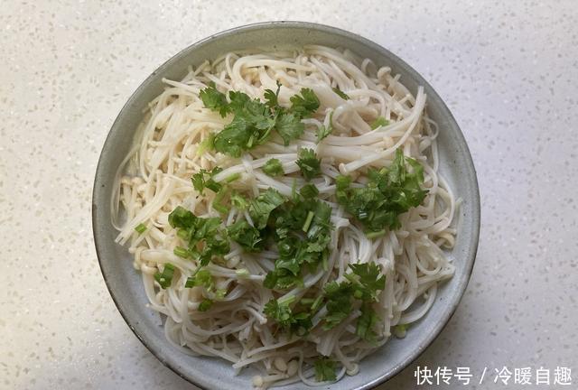 牛羊肉|入秋后最该吃的不是牛羊肉而是它,五块钱一大盘,五分钟就光盘