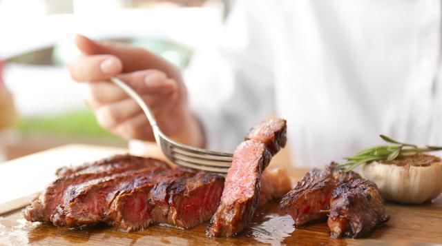 美国|美国人我敢生吃牛肉,日本人我敢生吃鸡蛋,中国人看我的