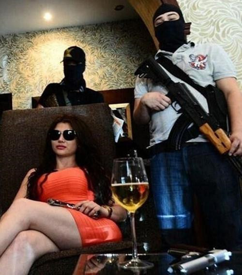  人称|金三角最危险女毒枭，人称“罂粟女皇”，我国出手后如今生死成迷