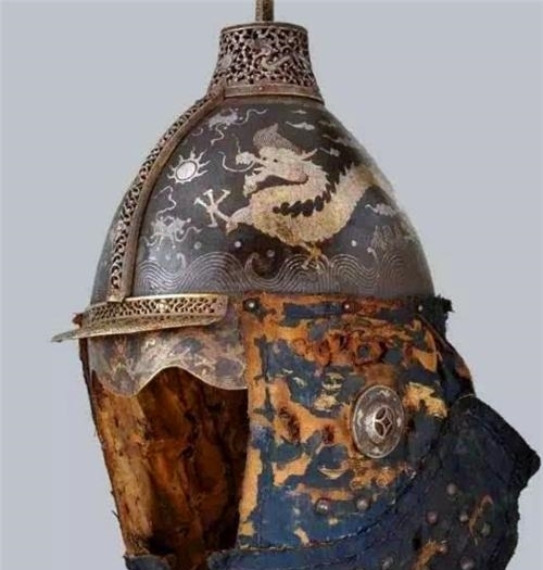 头盔|古代将军头盔为何都有枪尖?到底干什么用的?古人的智慧让人折服