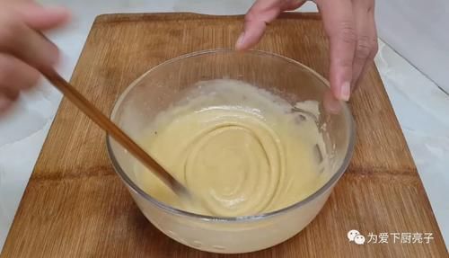 保鲜膜|面粉又出神奇做法,不发面不烫面,外焦里软又空心,吃过念念不忘