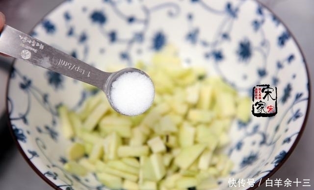 立秋吃茄子|立秋，这馅儿的饺子别错过，2元一斤，多吃去火防秋燥
