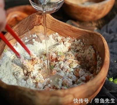 鱼法|香煎三文鱼饼 #非常规创意吃鱼法#