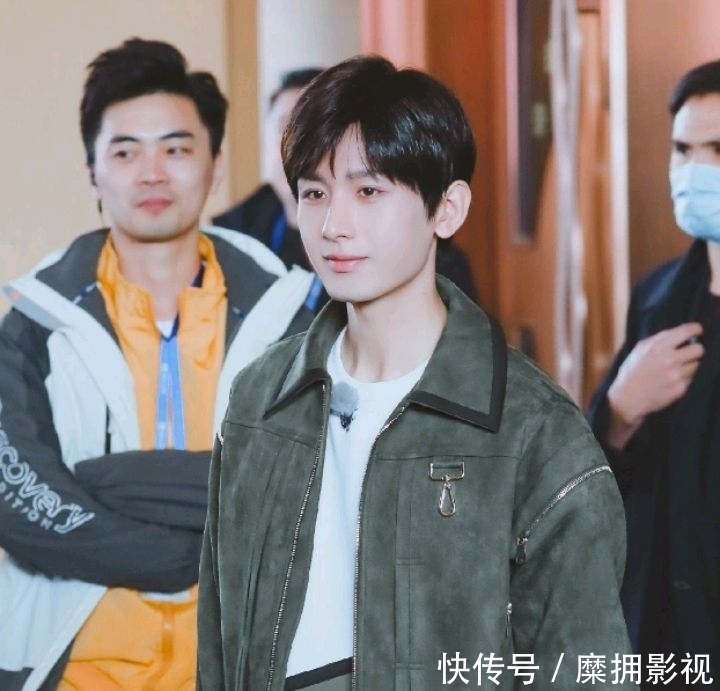 推上|演员成毅,一个跑男路透又被推上风口浪尖