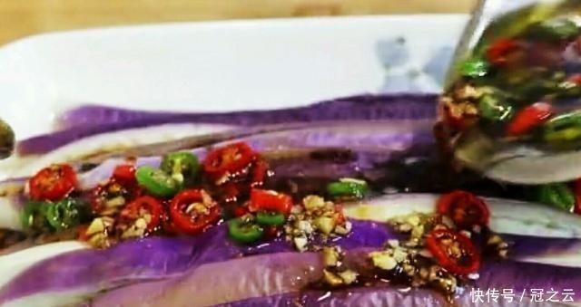  冷拌|减脂冷拌茄子，只需简单的三步，吃出记忆的深刻味道