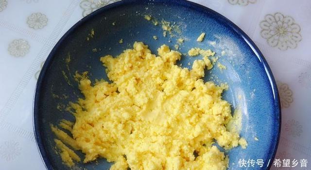 主食|天热,主食就做它,手不沾面搅一搅就妥,柔软香甜,比蛋糕都好吃