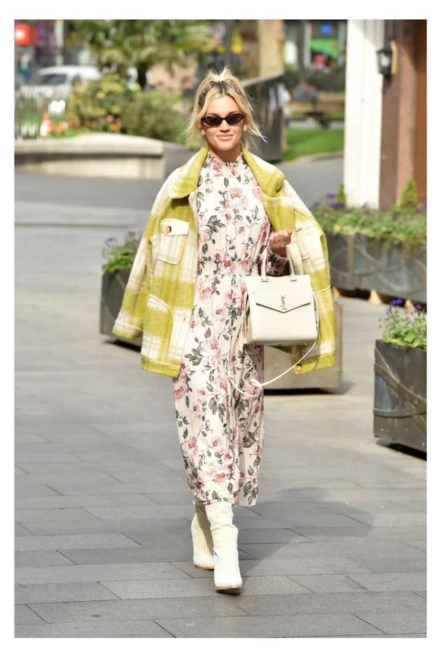 潇洒|2020年第一条长裙,要像戚薇张柏芝的一样潇洒