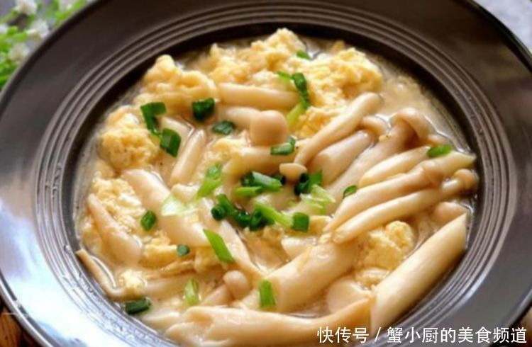 倒入|适合素食主义的四道菜,虽没肉,但有营养!