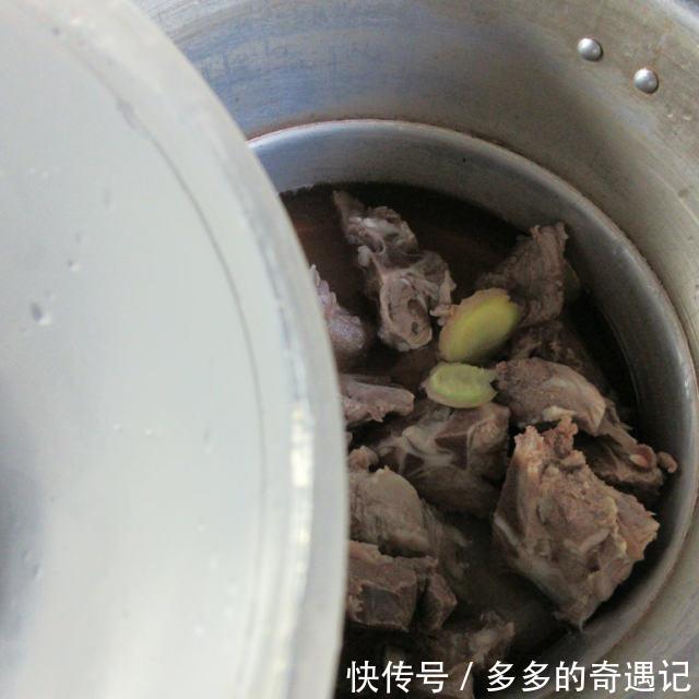  不膻|土豆羊蝎子汤，滋补暖身，好喝不膻