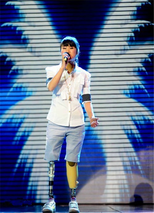 汶川|汶川地震中,那位宁愿失去双腿,也要先救丈夫的李应霞,如今怎样