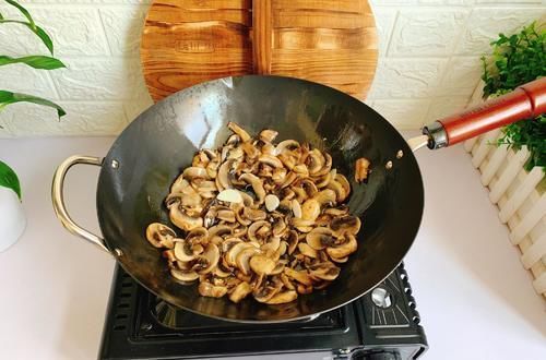 做好|秋季天气炎热,几分钟就可以做好了,低脂低热量,给肉都不换呀