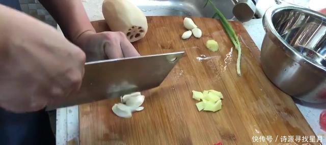 营养|莲藕这样做很好吃,香辣爽口,色香味俱全,营养健康