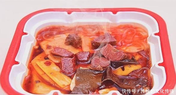 辣牛肉小火|热门自热火锅大测评,海底捞最让人失望,哪款最好吃呢