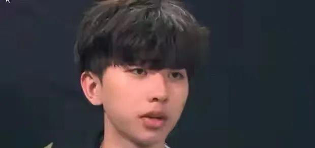 重生|蔡徐坤与资本的博弈,32亿违约金下的涅槃重生