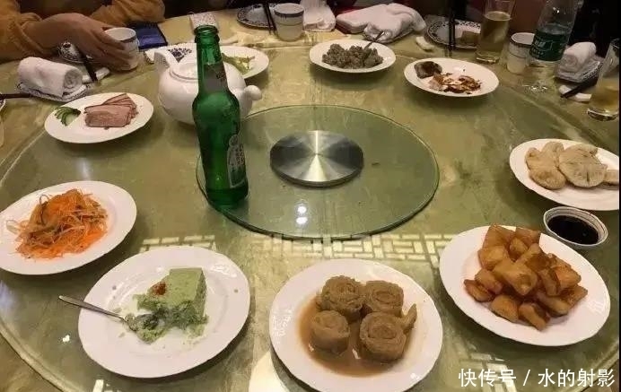喷上|就这?3000元一桌的“宫廷菜”厉家菜被喷上热搜