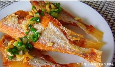 洗净|美食推荐:香卤豆腐丝、番茄金针肥牛、干煸肉丝、香煎海鱼干做法