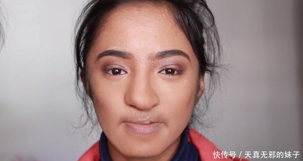 妹子|化妆师帮助毁容女子重拾自信,看到变美之后的她忍不住哭了起来。