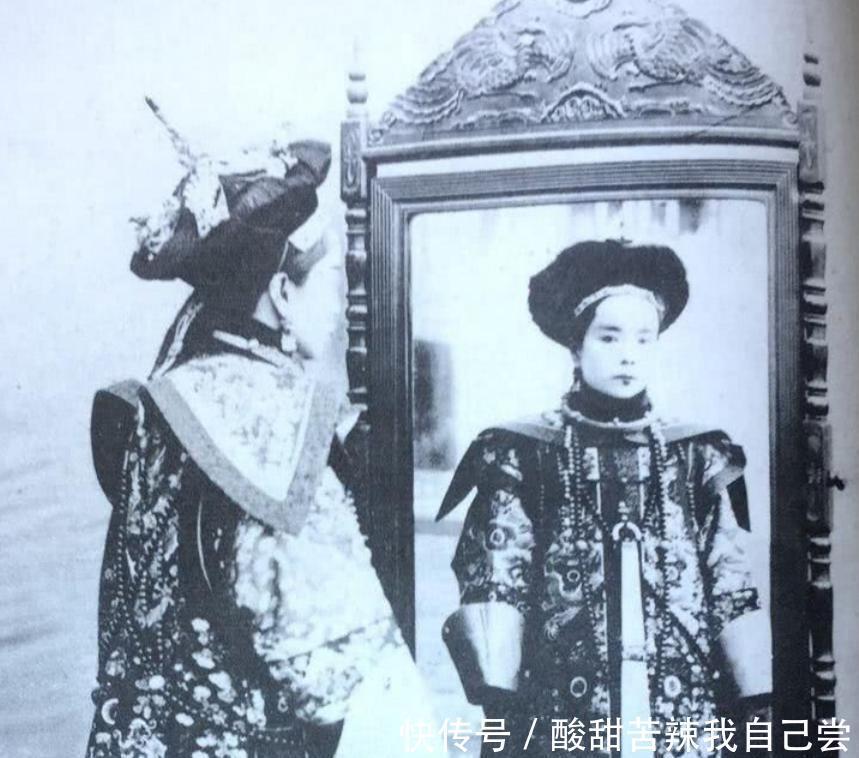 光绪皇帝|晚清王爷和嫡福晋老照片正室夫人相貌美艳,王爷威武霸气!
