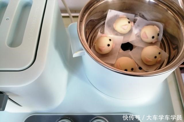 粉色面团|详细教你做出抖音里很火的母子猪馒头,让你新年红遍朋友圈!