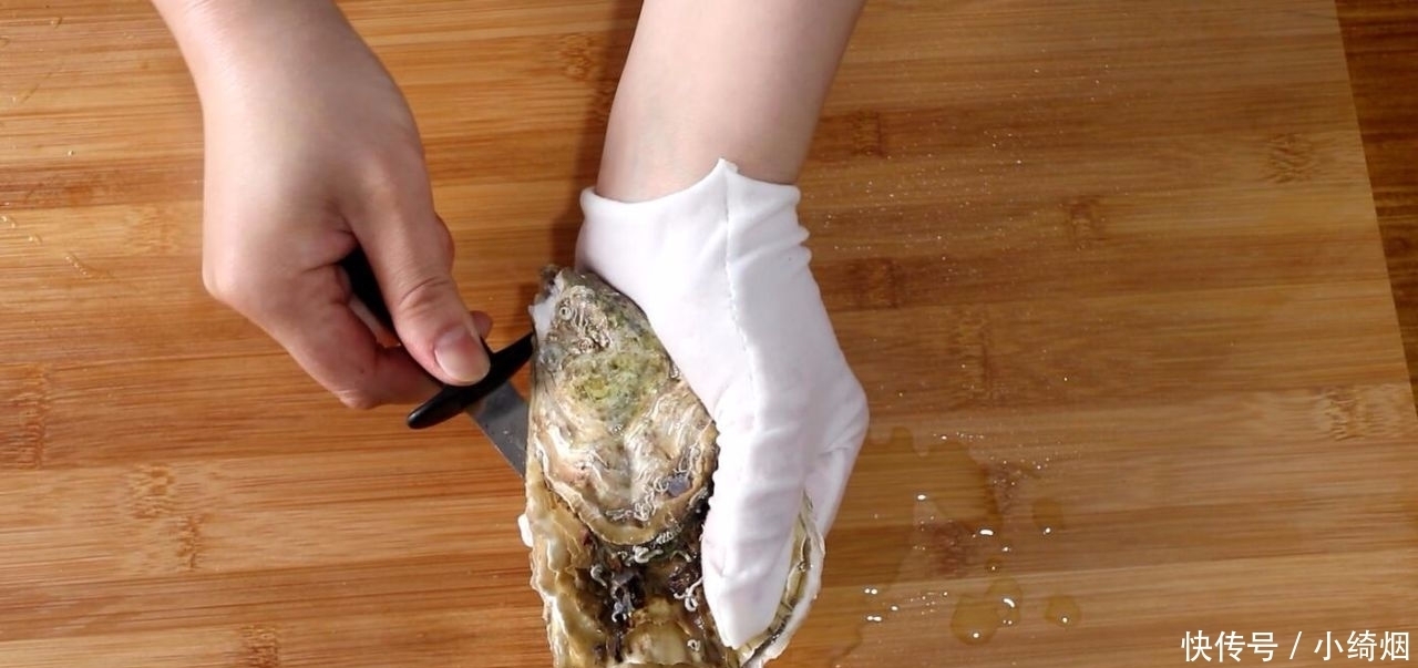 酱料|烤生蚝好不好吃全在酱汁,教你调一碗秘制酱料,比烧烤店的好吃