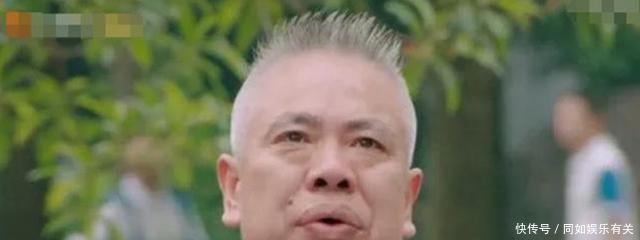 不让|女孩嫌爸爸长得老,从不让他来开家长会,镜头转向父亲那刻太心酸