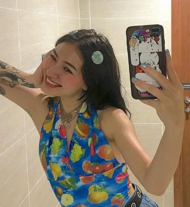 对镜|解锁对镜自拍技巧,分分钟在家拍出大片!