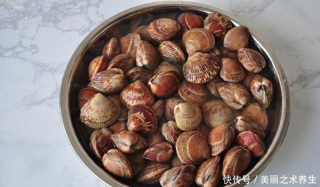 鲜活|三块钱一斤鲜活鸟贝,做成小麻辣小海鲜,麻辣鲜香,太下饭了!