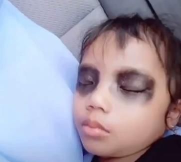 举动|孩子爱玩手机怎么办妈妈一个举动让女儿放下手机，网友学到了