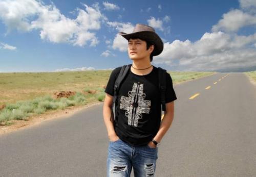 云飞|拿下《星光大道》亚军就抛妻弃女,转身迎娶小娇妻,云飞很渣男